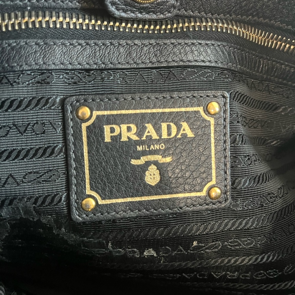 PRADA VITELLO DAINO LEATHER SHOULDER BAG - Picture 14 of 16